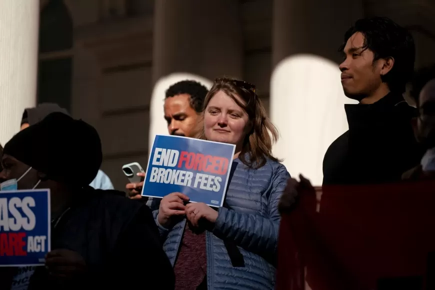 New York City Bans Mandatory Broker Fees for Tenants, Shifting Costs to Landlords