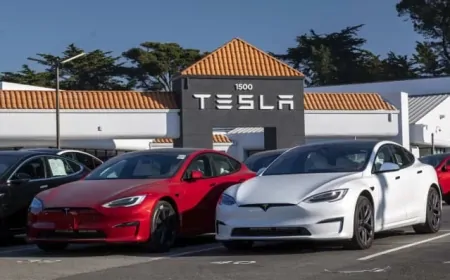 Tesla Stock Falls as BYD, Xiaomi, and XPeng Challenge with New EV Innovations