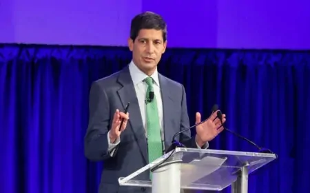 Fed Chair Jerome Powell Future in Doubt as Trump Eyes New Leadership