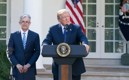 Fed Chair Powell Faces Political Heat as Trump Blames Fed for Slowing Economy