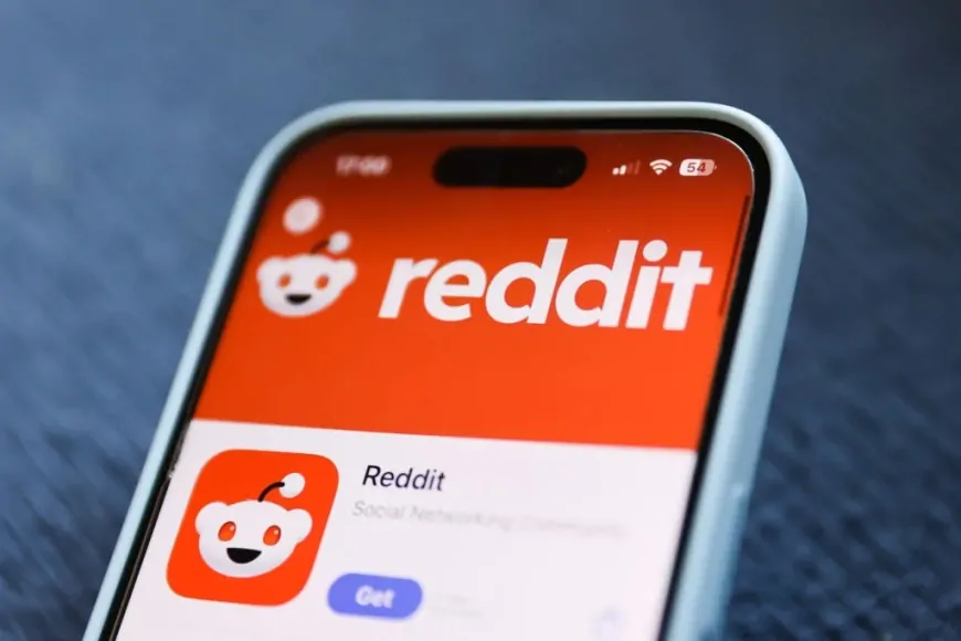 Reddit Stock Soars After Q1 Revenue Jumps 61% — Third Straight Quarter of Rapid Growth