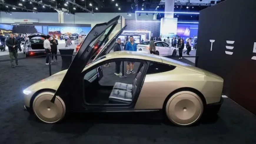 Tesla Grilled by U.S. Safety Agency Over Robotaxi Launch in Austin