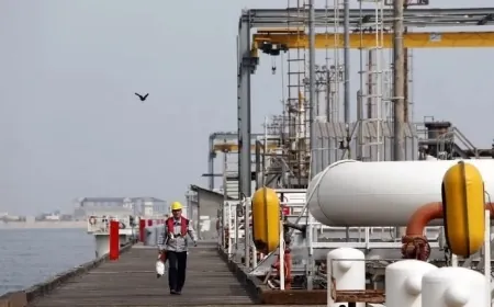Oil Nears $78 as U.S. Threatens Iran Strike Over Gulf Crisis