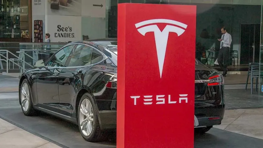 Tesla Stock Faces Major Risks Ahead of Robotaxi Launch and Earnings Report