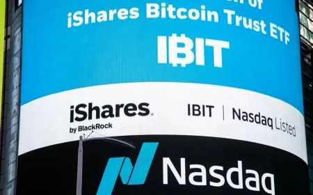iShares Bitcoin Trust ETF (IBIT) Performance, Risks & Growth Potential for 2025–2030