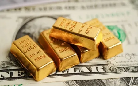 Gold Hits $3,977 Following U.S. Shutdown and French Budget Deadlock