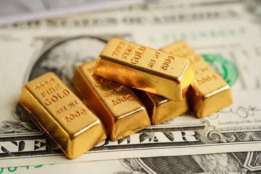 Gold Hits $3,977 Following U.S. Shutdown and French Budget Deadlock
