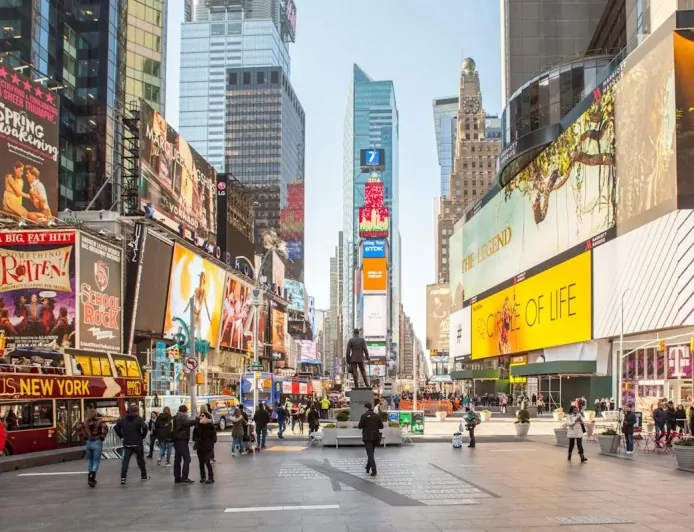 Snow to Arrive Overnight and Slow Tuesday Travel in New York