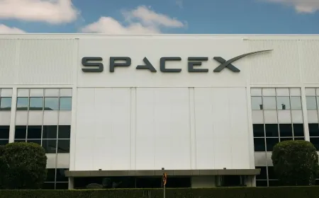 SpaceX Plans Insider Share Sale at Up to $800 Billion Value