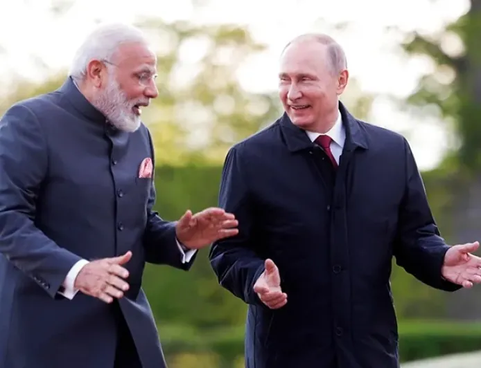 Putin to Meet Modi in India With Oil Trade and Defense Deals on the Agenda