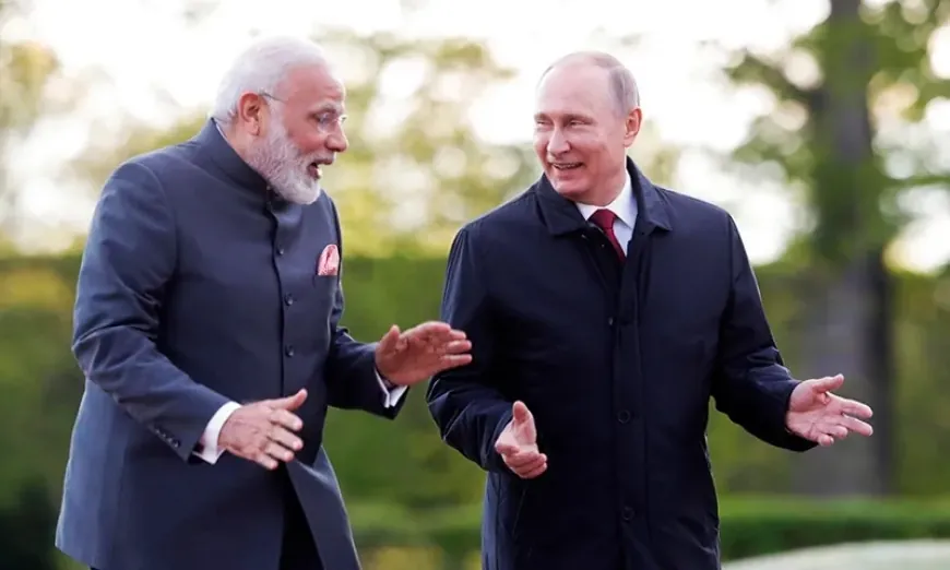 Putin to Meet Modi in India With Oil Trade and Defense Deals on the Agenda